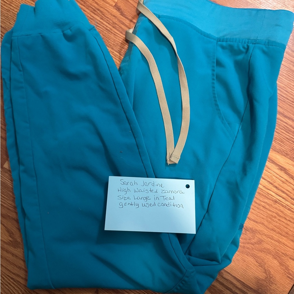 Figs Zamora Joggers in Teal